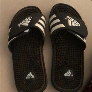 Size 5 Adidas Slides. Excellent condition